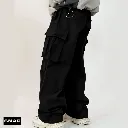 M5 modelo negro.webp